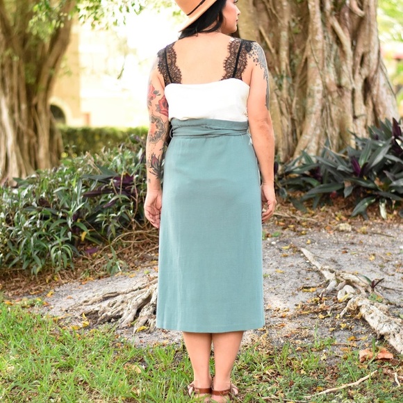 High Waist Paperbag Midi Skirt - Picture 3 of 6
